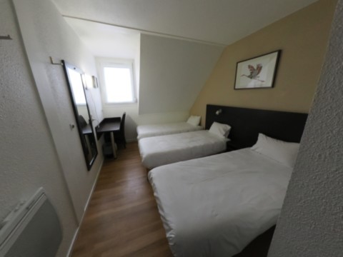 Dreibettzimmer