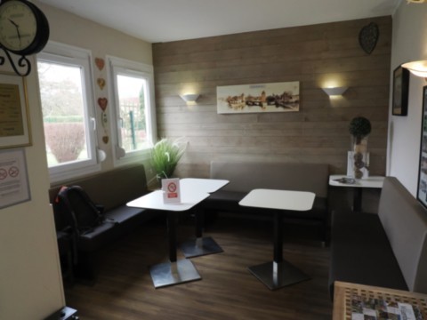 Coin Salon